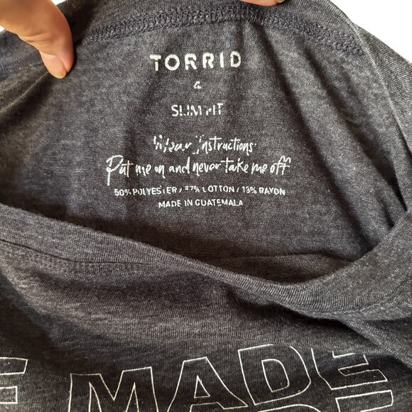 Torrid T Shirt Womens 4x Slim Fit Heathered Gray Self Made Print Crew Neck Top - Picture 8 of 9